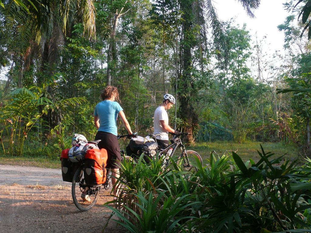 Suan Bang Bon Guest House Plai Phraya Exteriér fotografie